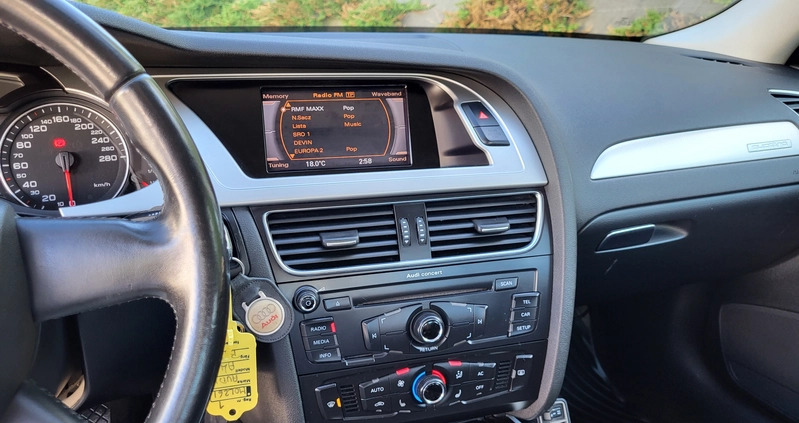 Audi A4 cena 39999 przebieg: 223317, rok produkcji 2010 z Pszów małe 232